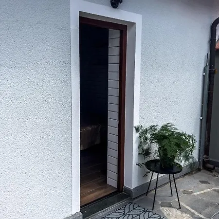 דירה Riverside 1 *